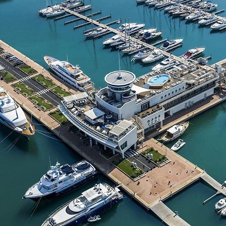 Yacht Club Marina Di Loano Hotel Buitenkant foto